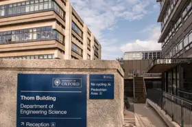 Engineering Science Thom building sign